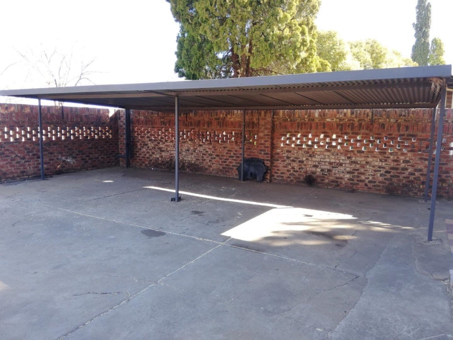 10 Bedroom Property for Sale in Die Bult North West